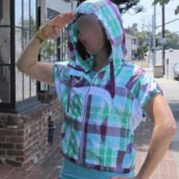 SALE!! Run with it plaid vest hoodie RARE.    1 - Picture 3 of 11